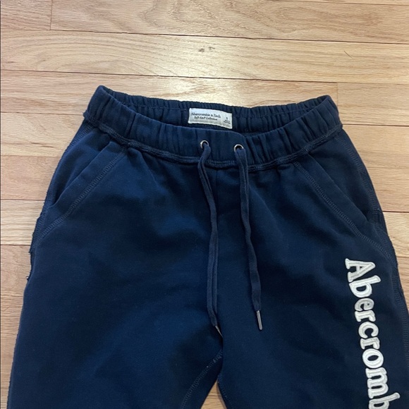 Abercrombie & Fitch women Dark Blue Sweatpants size S good condition pants - Picture 3 of 6